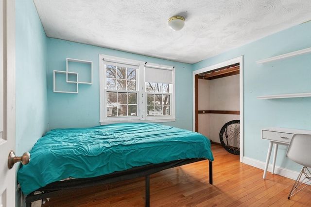 1 Alden Ave, Stoneham, MA 02180