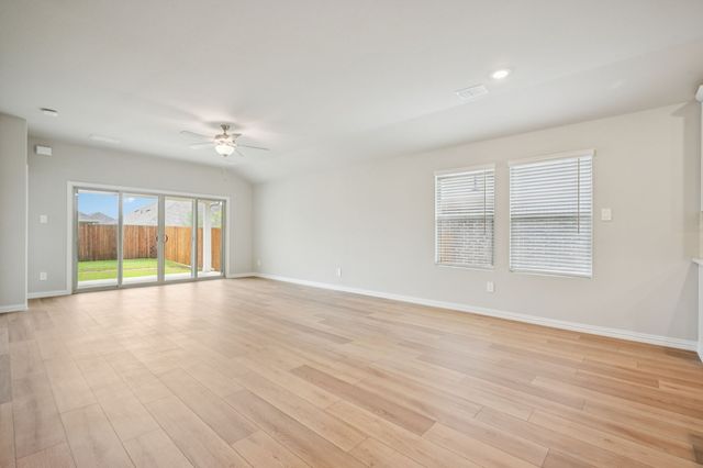 3041 Texoma Boulevard, Farmersville, TX 75442