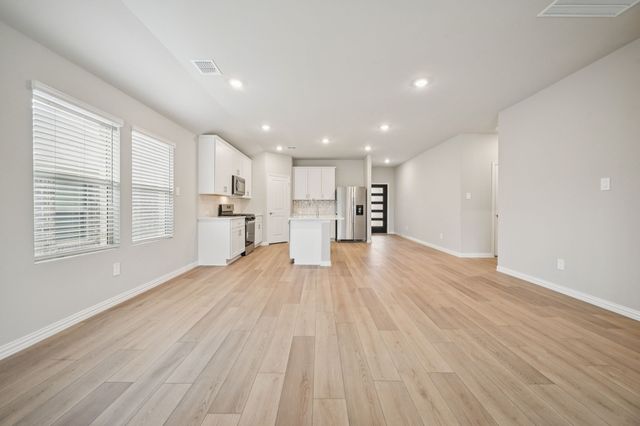 3041 Texoma Boulevard, Farmersville, TX 75442