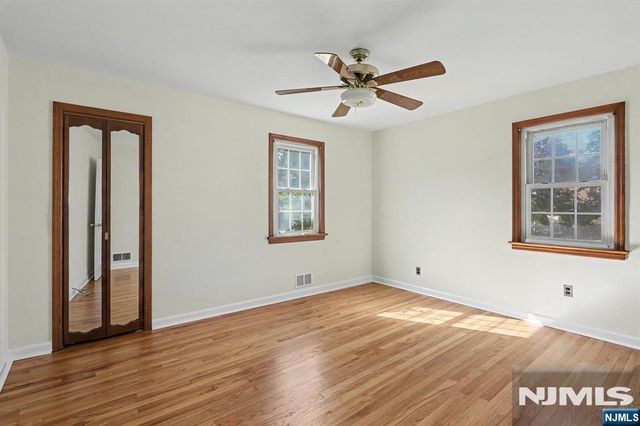 213 Baldwin Avenue, New Milford, NJ 07646