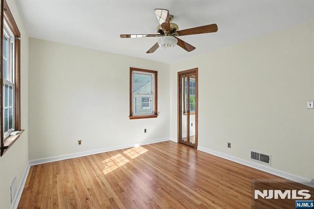 213 Baldwin Avenue, New Milford, NJ 07646