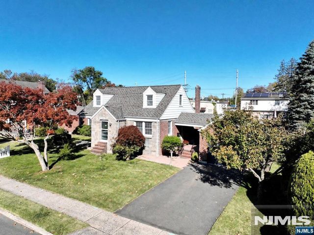 213 Baldwin Avenue, New Milford, NJ 07646