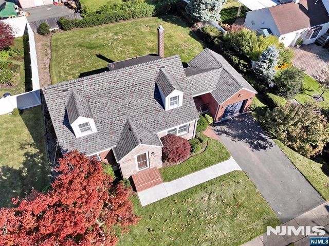 213 Baldwin Avenue, New Milford, NJ 07646