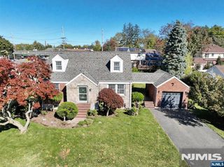 213 Baldwin Avenue, New Milford, NJ 07646