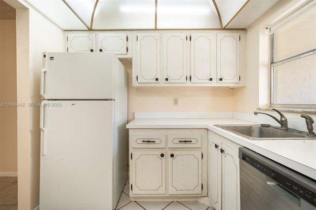 3645 SW Natura Avenue D, Deerfield Beach, FL 33441