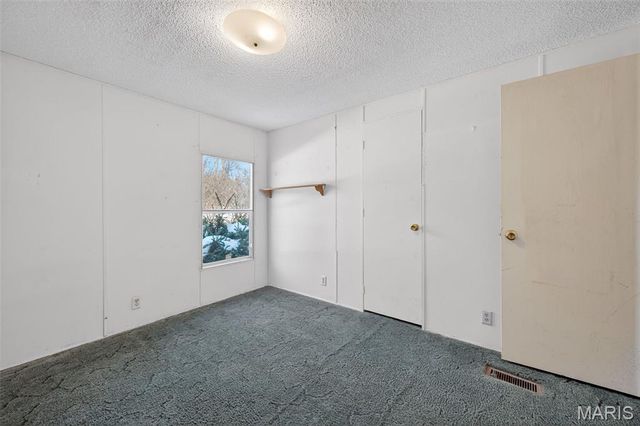 90 New Hope Road, Elsberry, MO 63343