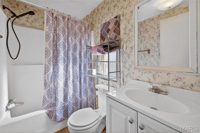 90 New Hope Road, Elsberry, MO 63343