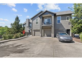 595 SPRINGTREE Ln, West Linn, OR 97068