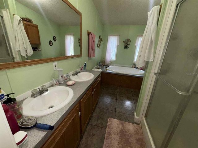 20094 E STATE ROAD 100, Lake Butler, FL 32054