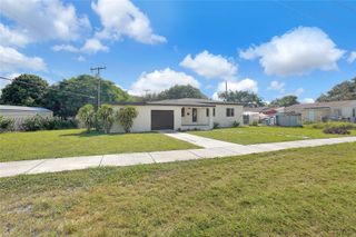 657 Ahmad St, Opa Locka, FL 33054