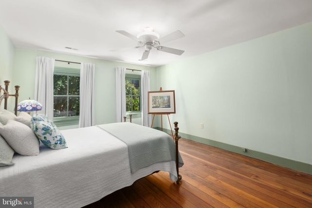 507 AMELIA ST, Fredericksburg, VA 22401