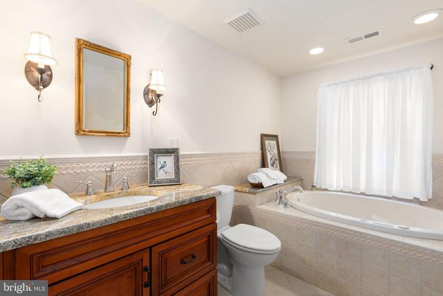 507 AMELIA ST, Fredericksburg, VA 22401