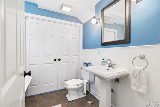 15 Blackberry Drive, St Charles, MO 63301