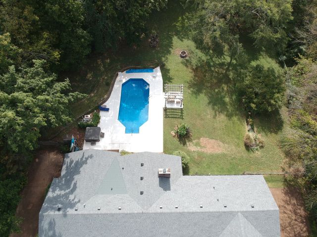 106 E Shady Trl, Old Hickory, TN 37138