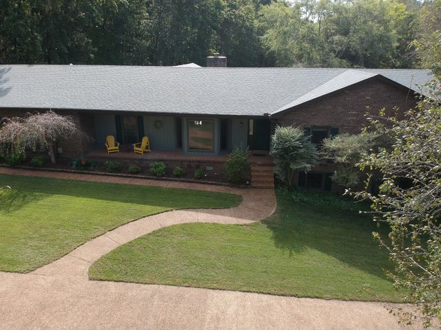 106 E Shady Trl, Old Hickory, TN 37138