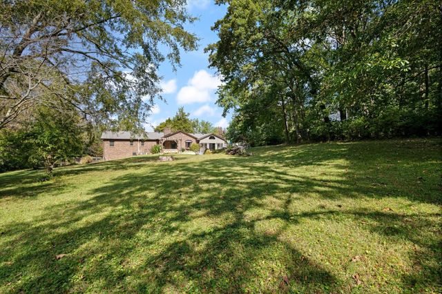 106 E Shady Trl, Old Hickory, TN 37138
