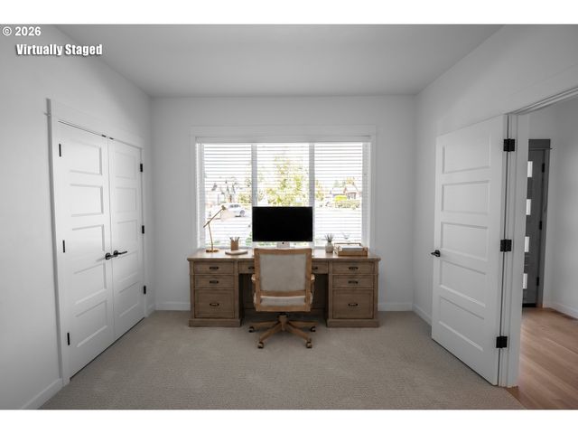 1023 LUPINE St, Springfield, OR 97477
