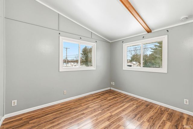 3127 Peddlers Village Road, Goshen, IN 46526