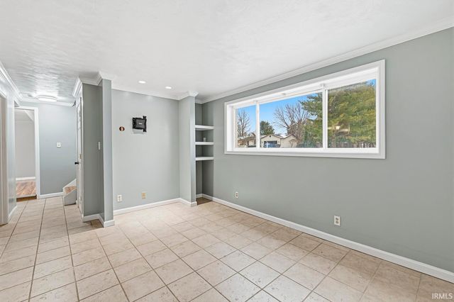 3127 Peddlers Village Road, Goshen, IN 46526