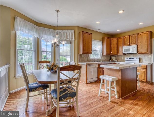 21 STONE RUN DRIVE, Mechanicsburg, PA 17050