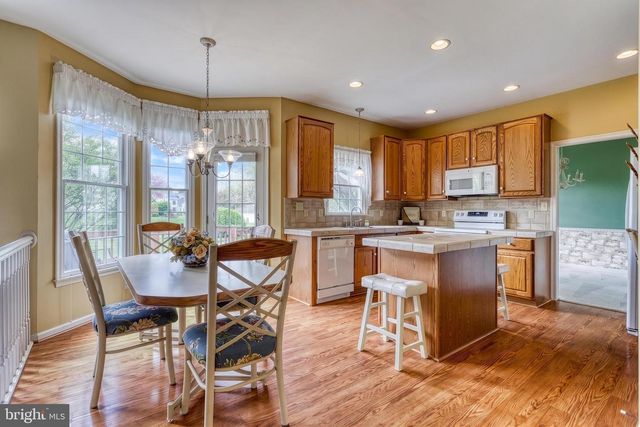 21 STONE RUN DRIVE, Mechanicsburg, PA 17050