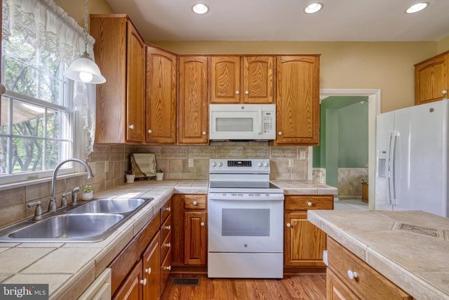 21 STONE RUN DRIVE, Mechanicsburg, PA 17050