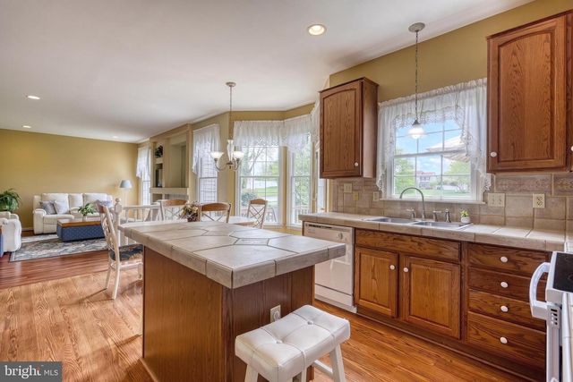 21 STONE RUN DRIVE, Mechanicsburg, PA 17050