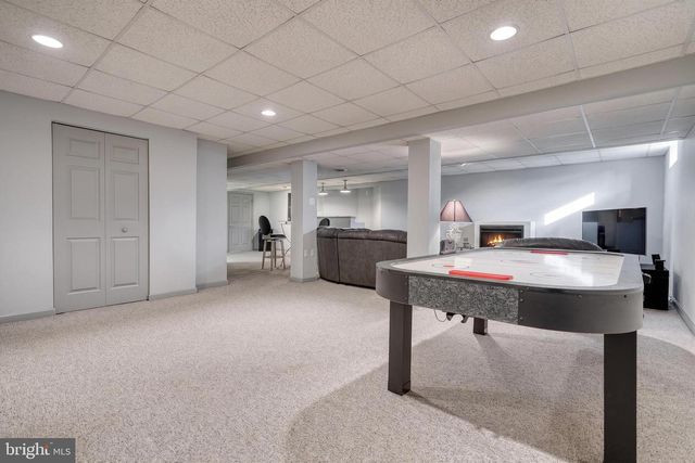 21 STONE RUN DRIVE, Mechanicsburg, PA 17050