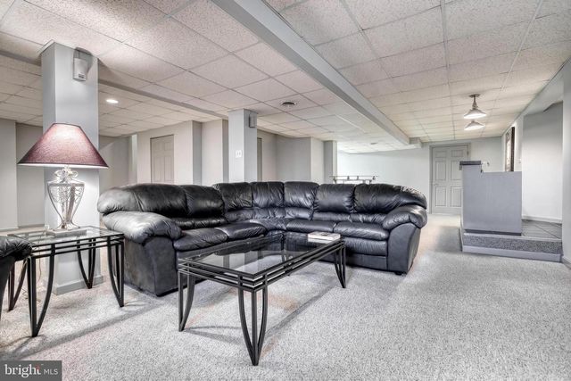 21 STONE RUN DRIVE, Mechanicsburg, PA 17050