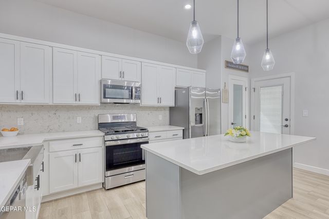 11965 MEDALLA Street, Socorro, TX 79927