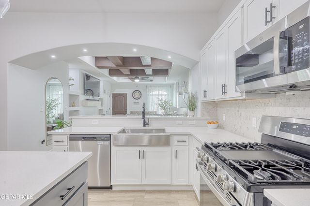 11965 MEDALLA Street, Socorro, TX 79927