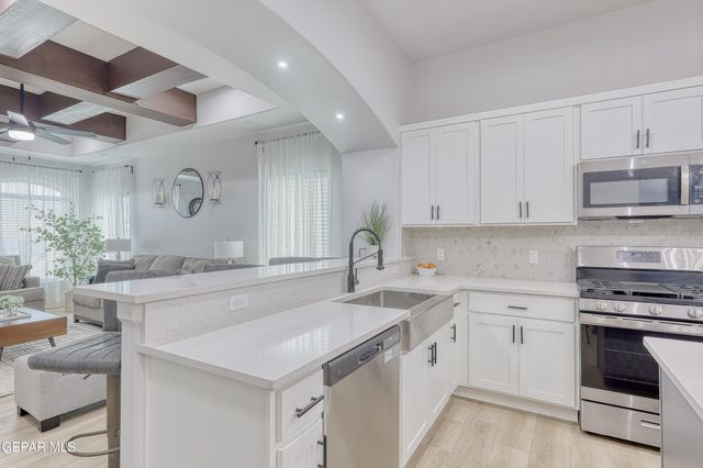 11965 MEDALLA Street, Socorro, TX 79927