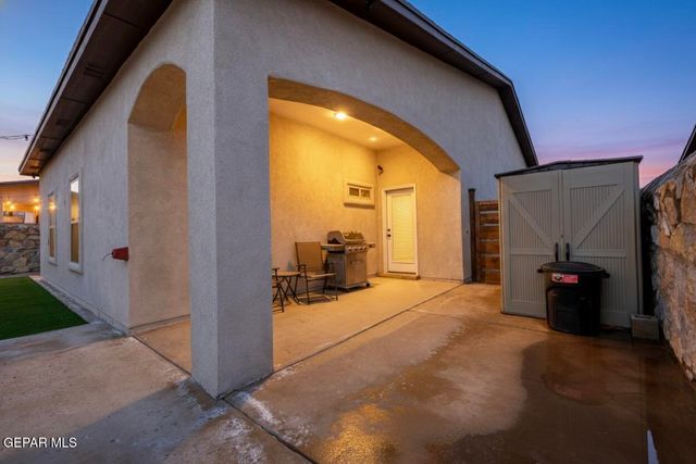 11965 MEDALLA Street, Socorro, TX 79927