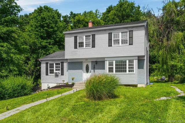 102 Capital Drive, Washingtonville, NY 10992