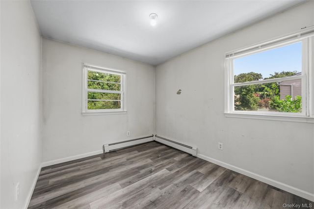 102 Capital Drive, Washingtonville, NY 10992