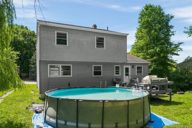 102 Capital Drive, Washingtonville, NY 10992