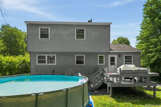 102 Capital Drive, Washingtonville, NY 10992