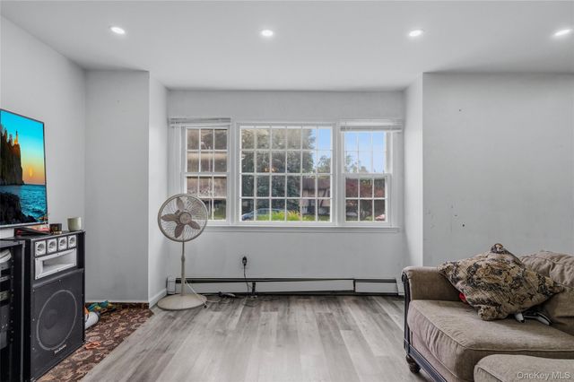 102 Capital Drive, Washingtonville, NY 10992