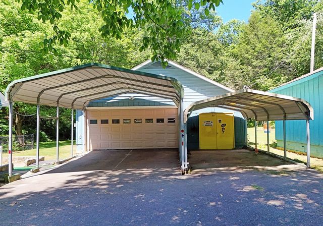 6156 Southern Road, Young Harris, GA 30582