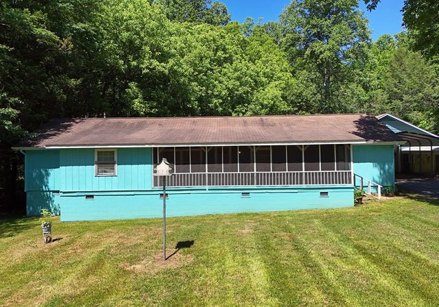 6156 Southern Road, Young Harris, GA 30582
