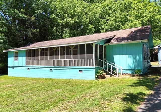 6156 Southern Road, Young Harris, GA 30582