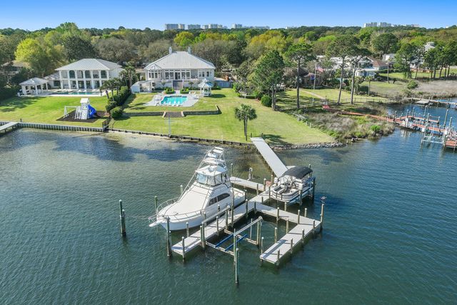 124 Indian Bayou Drive, Destin, FL 32541