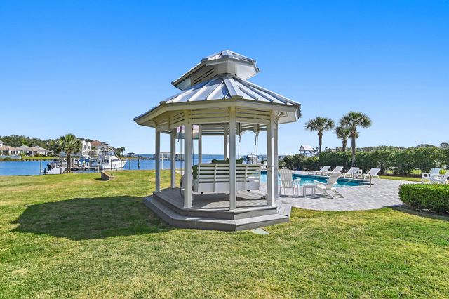 124 Indian Bayou Drive, Destin, FL 32541