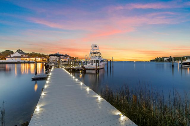 124 Indian Bayou Drive, Destin, FL 32541