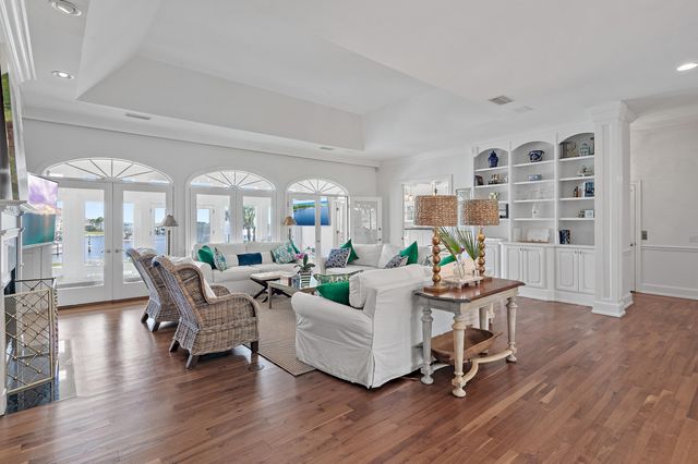 124 Indian Bayou Drive, Destin, FL 32541