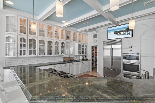 124 Indian Bayou Drive, Destin, FL 32541