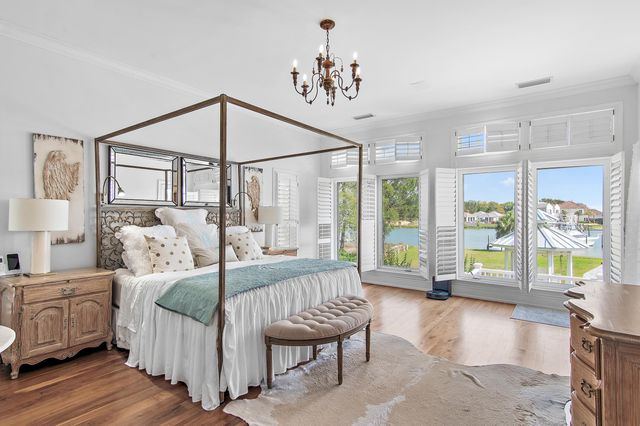 124 Indian Bayou Drive, Destin, FL 32541