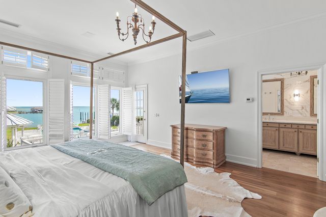 124 Indian Bayou Drive, Destin, FL 32541
