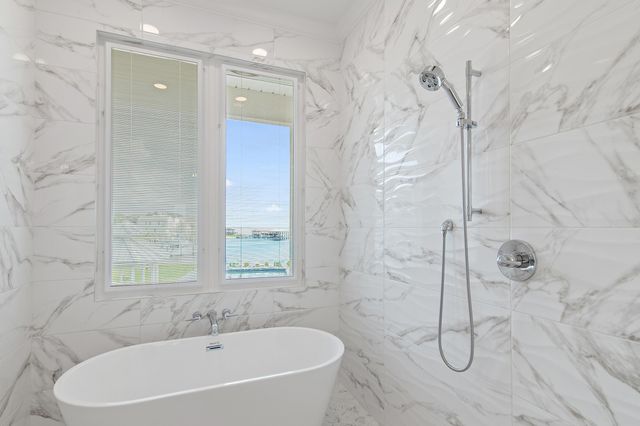 124 Indian Bayou Drive, Destin, FL 32541