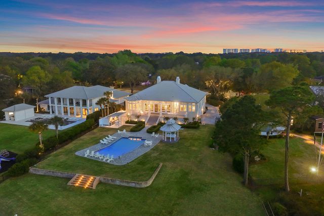 124 Indian Bayou Drive, Destin, FL 32541